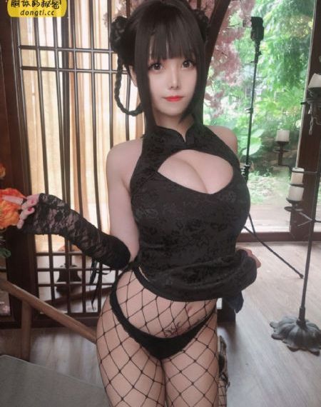 欧美少妇的秘密_全集高清在线观看