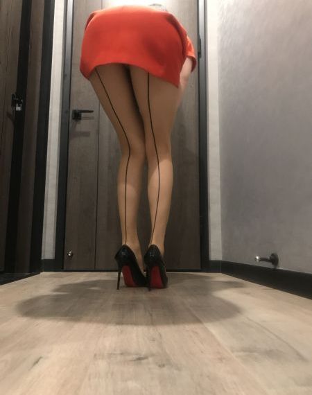 日韩人妻无码专区久久_十万网红美女美酱