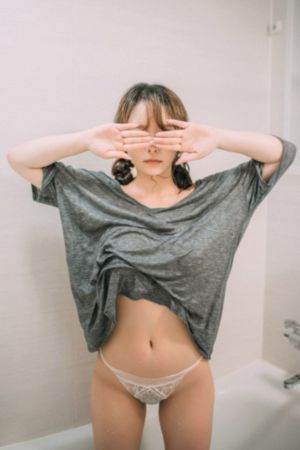 公翁太涨h婉艳借种在线视频_4K迅雷电影在线