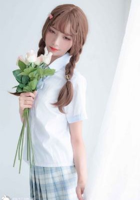 欧美洗澡高清v+i+d_HD免费观看电视剧