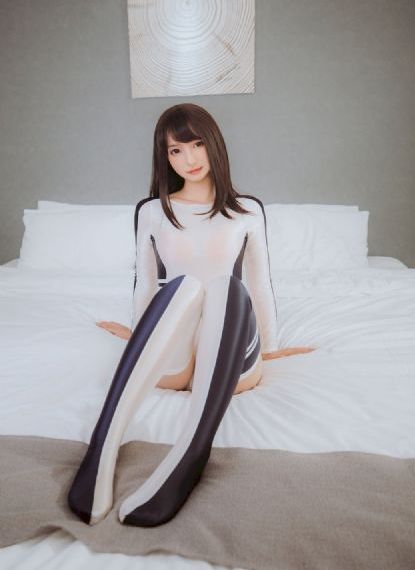 色老久久综合爱欧美精品_BD韩语免费观看韩国